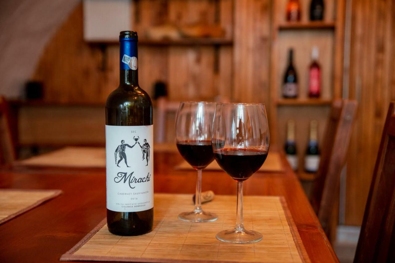 Appartamento Bed&Wine In The Center Of Gran Varadino Esterno foto